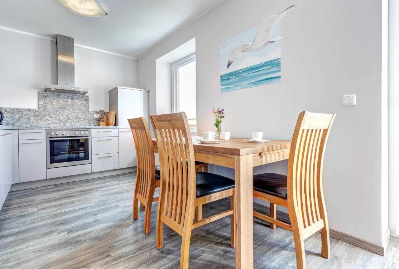 Residenz Zum Seglerhafen-St Apartment พีเนมุนเดอ ภายนอก รูปภาพ