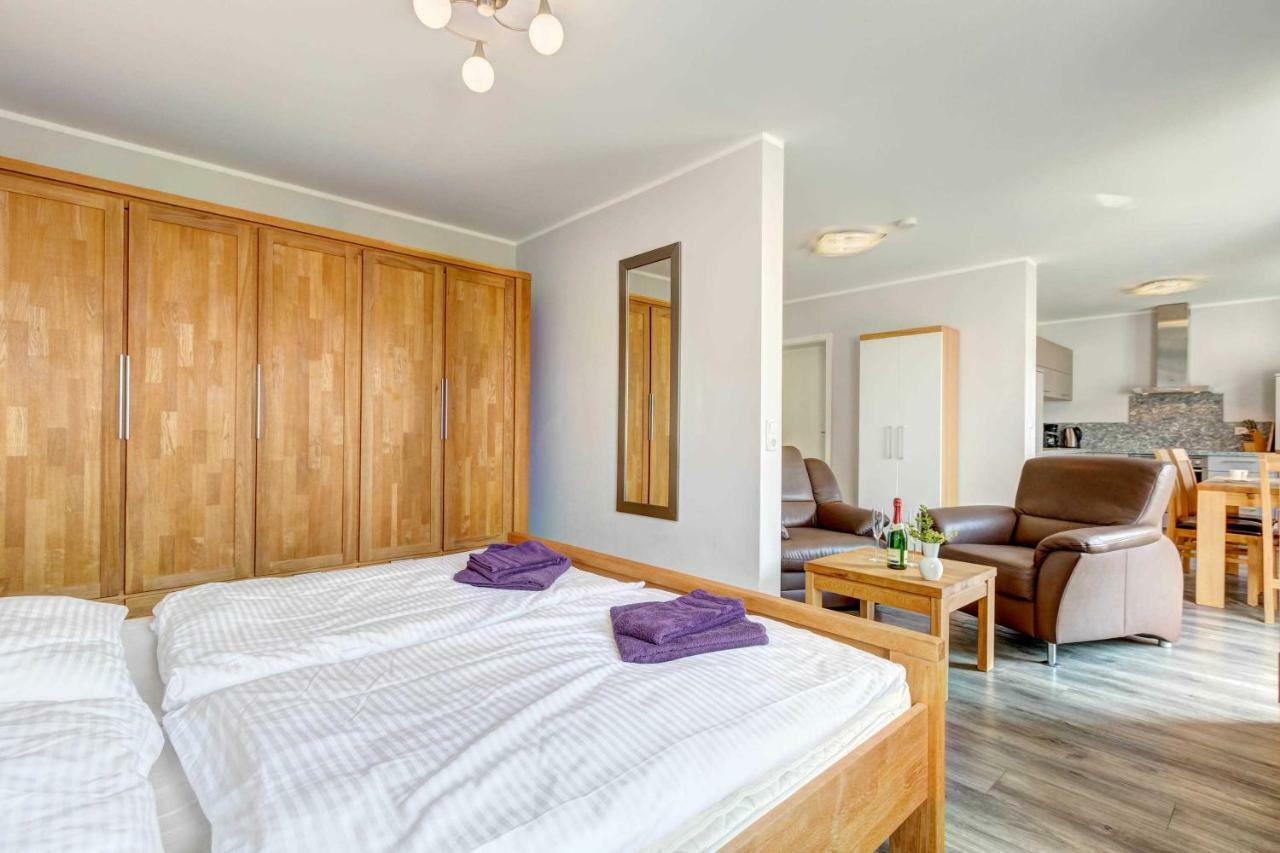 Residenz Zum Seglerhafen-St Apartment พีเนมุนเดอ ภายนอก รูปภาพ